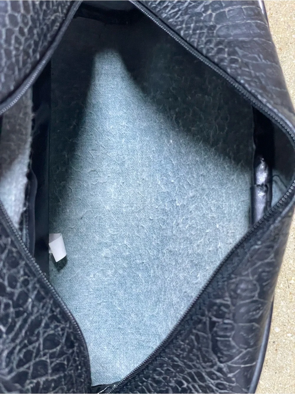 Black Croc-Embossed Faux Leather Toiletry Bag (Unisex)